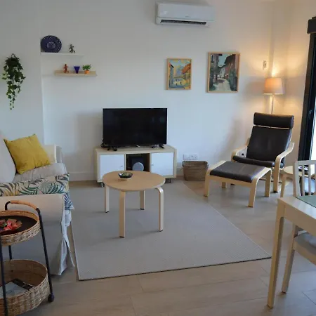 Mangos Scandinavian Living * 内尔哈